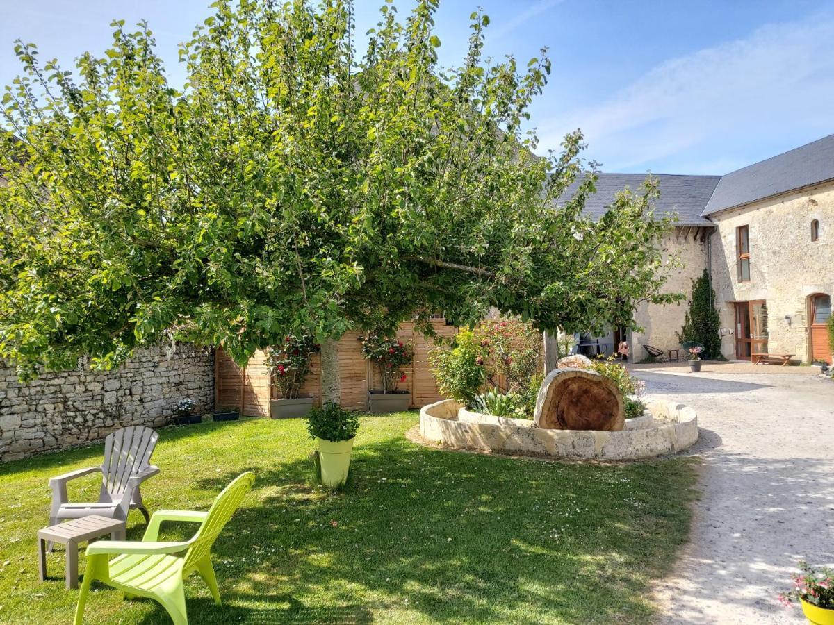 Hôtel Restaurant le clos de l 'Ancien Pressoir Commes Extérieur photo