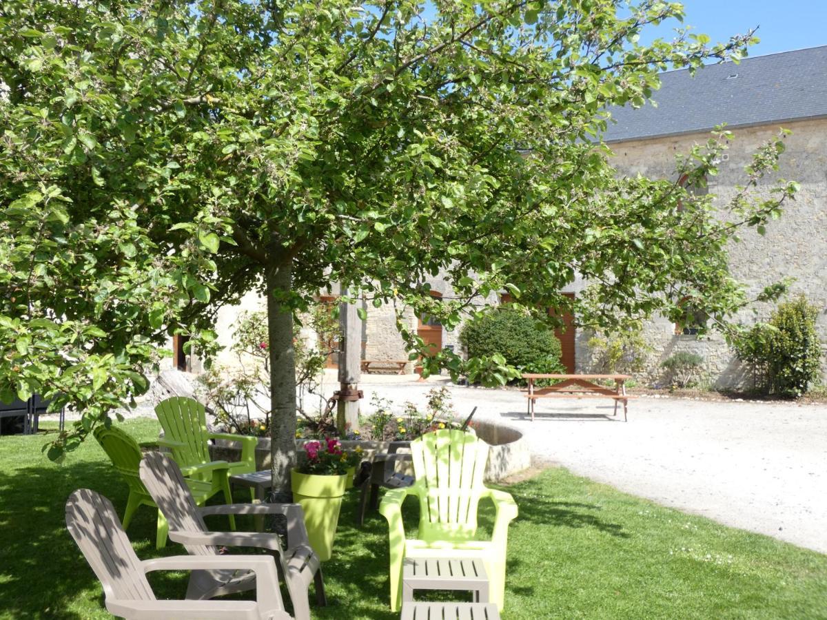 Hôtel Restaurant le clos de l 'Ancien Pressoir Commes Extérieur photo